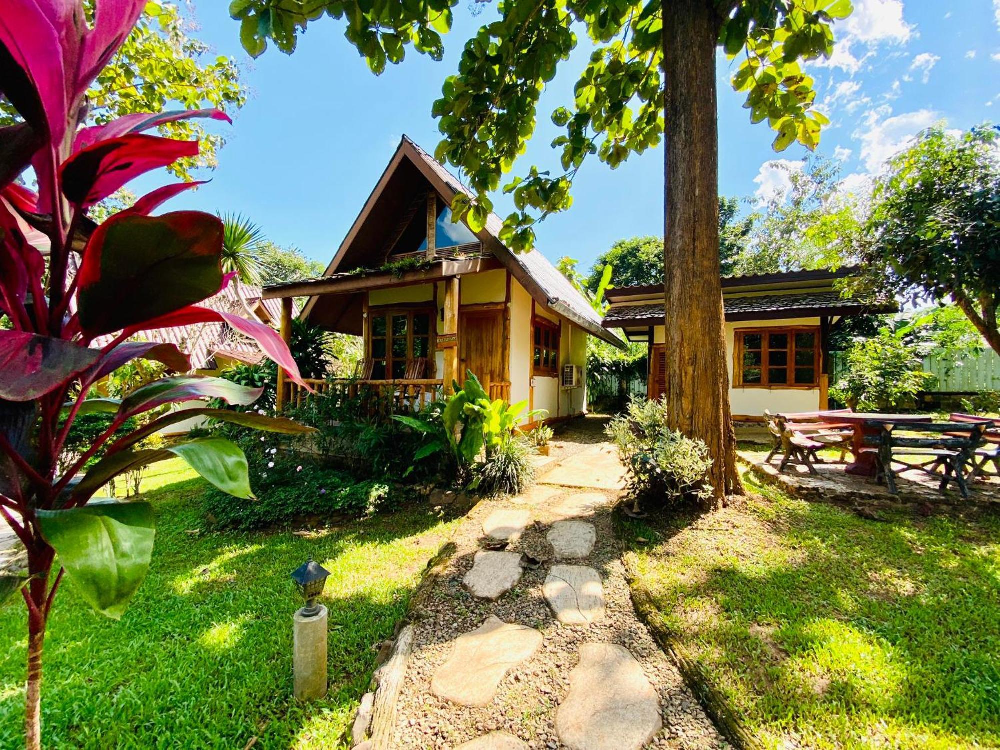 At Home Chiang Dao, Pooch Lovers Ban Tham  Eksteriør bilde